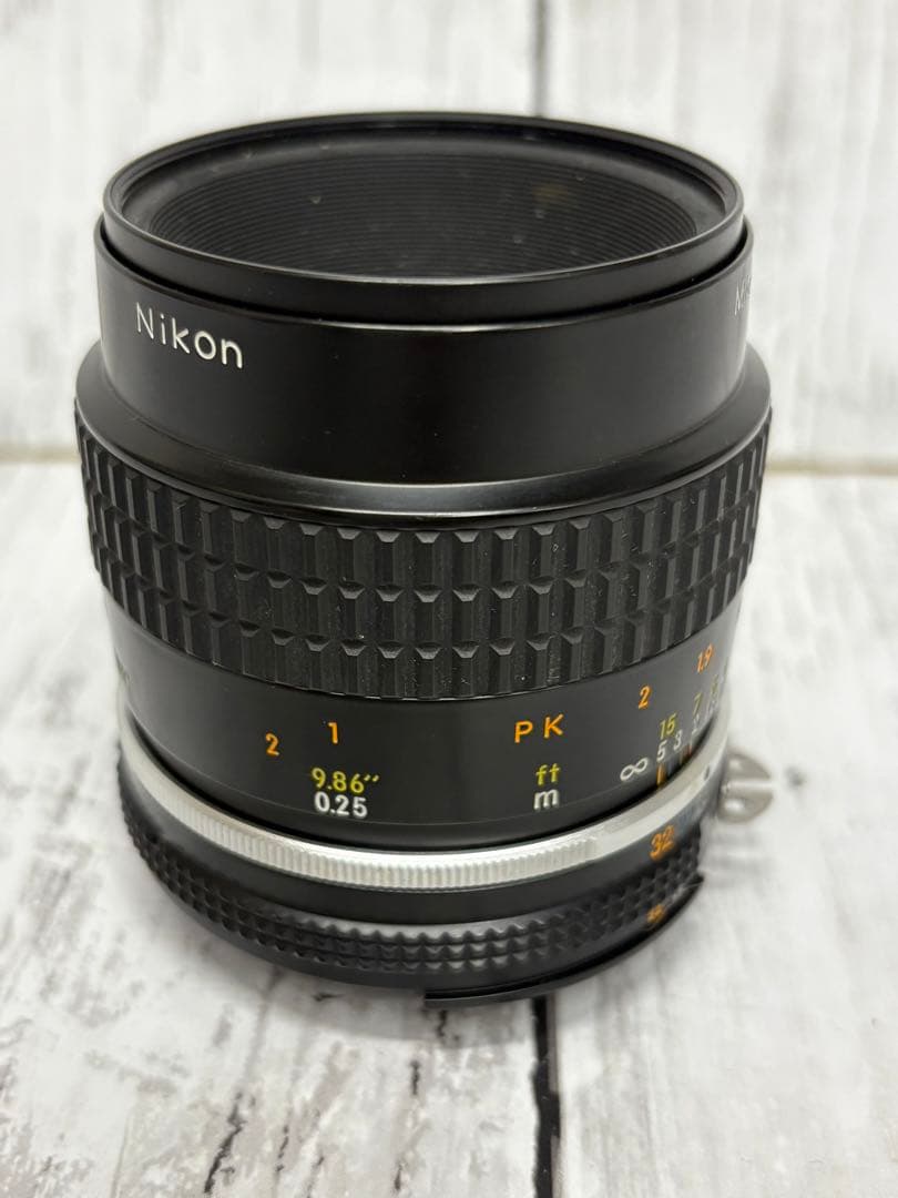 Nikon FE フィルムカメラ　MICRO−NIKKOR レンズ付き　訳あり‼️