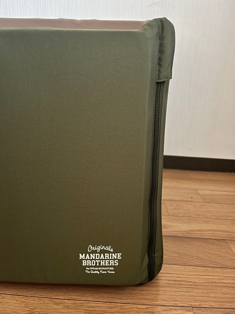 MANDARINE BROTHERS 犬用ベッド オリーブグリーン