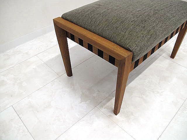 【展示品リッツウェル ブラヴァ オットマン ウォールナット無垢材×ファブリック