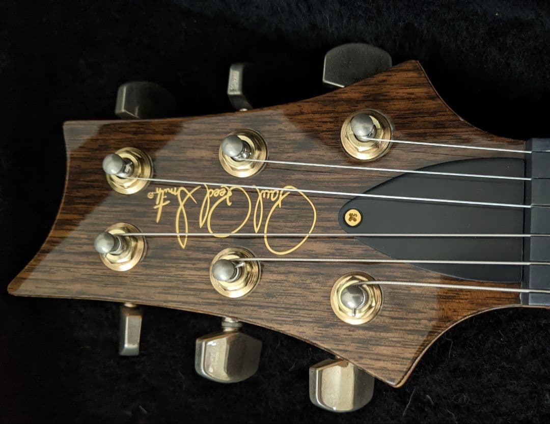 PRS SE【ハードケース付、Suhr&DiMarzioピックアップ】