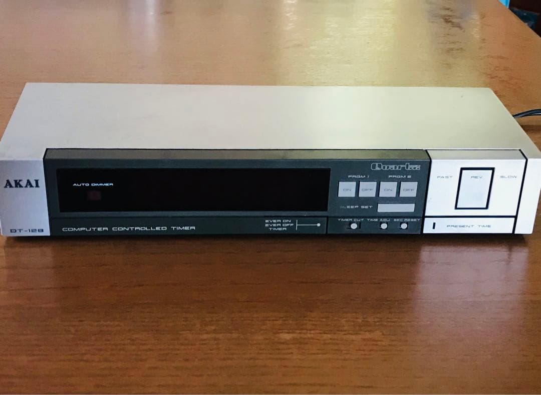 AKAI オーディオタイマー　DT-128 2系統プログラム　稼働品　昭和レトロ