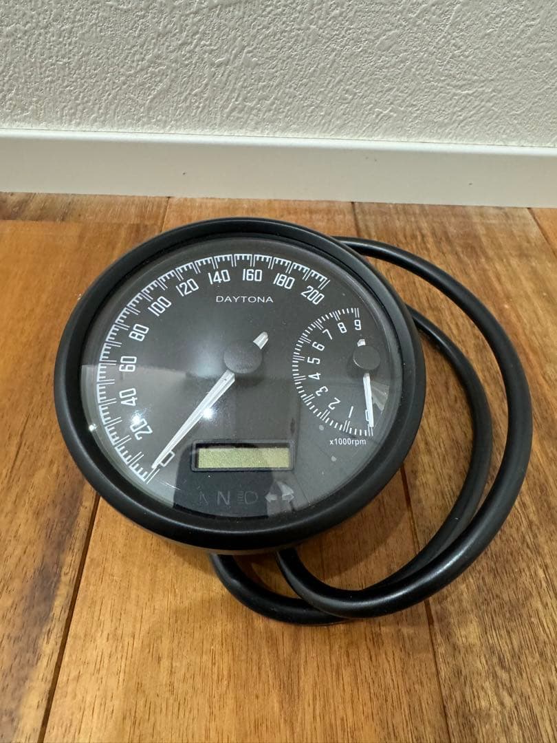 【新品】DAYTONA VELUNA W スピードメーター　タコ　ヴェローナ