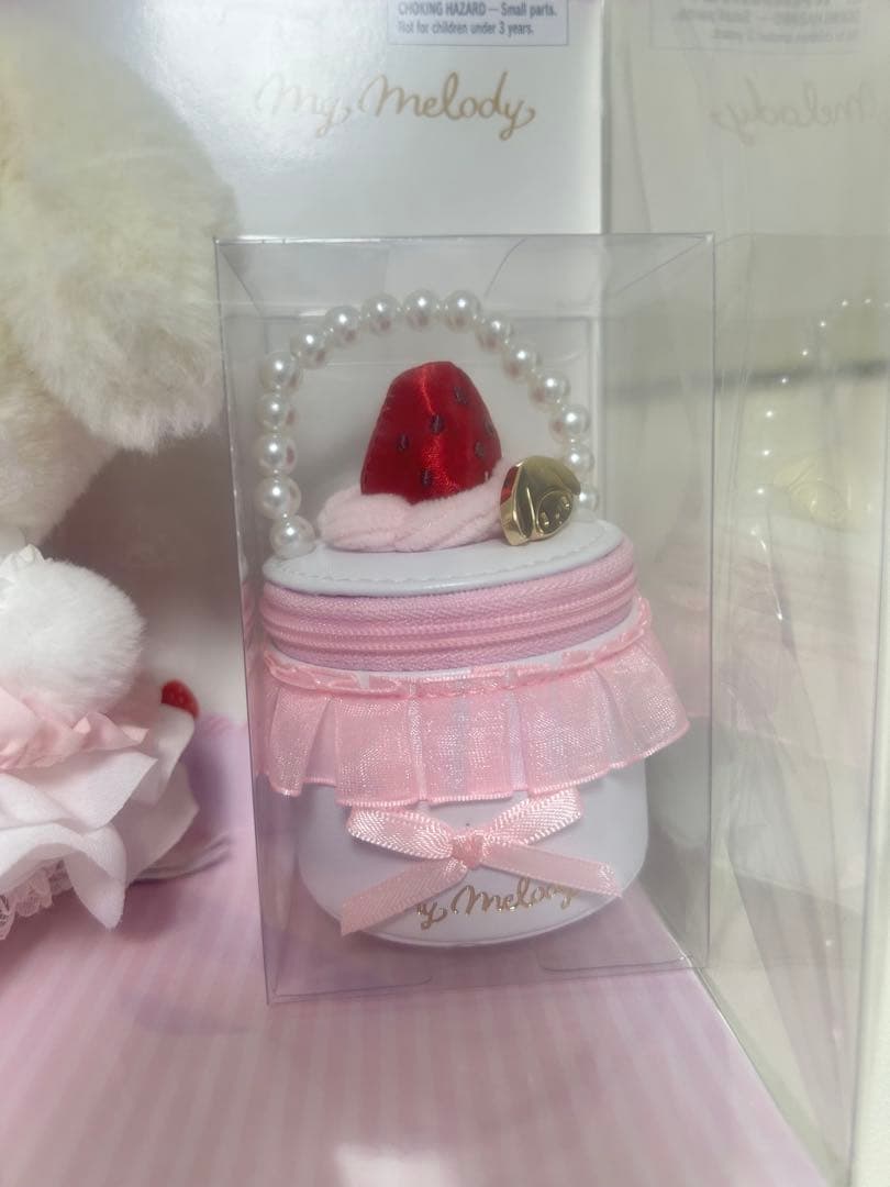 マイメロディ いちごホイップケーキ ぬいぐるみ&アクセサリーケースセット