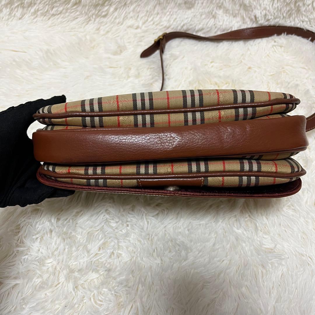 Burberry ノバチェック ブラウンレザー ショルダーバッグ