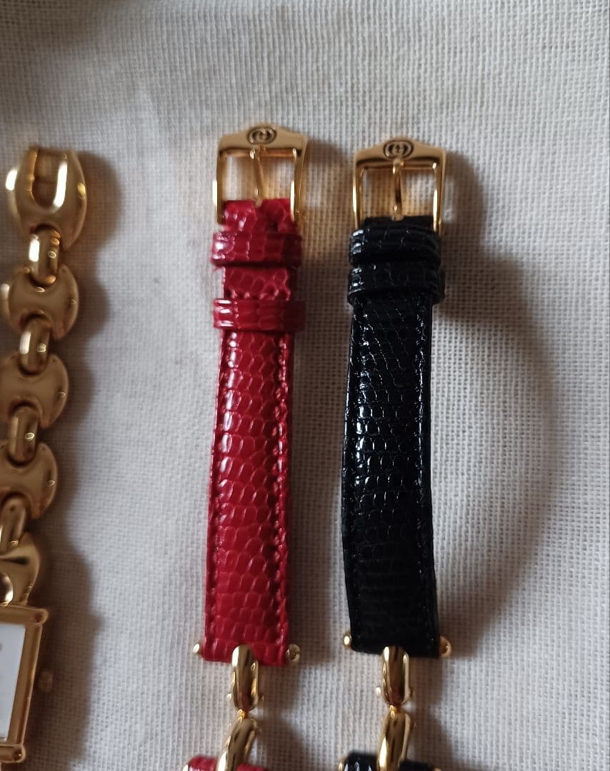 GUCCI 腕時計 チェンジベルトウォッチ 1800L