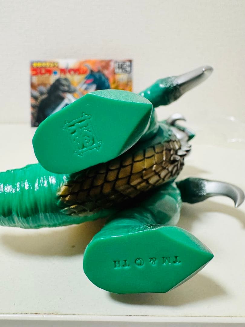 HxS hxsxk GAIGAN ガイガンizumonster ソフビ