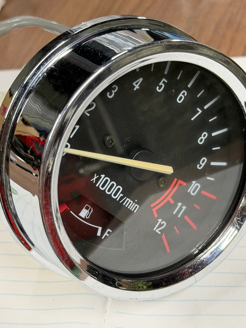 ゼファー750のタコメーター クローム仕上げ 0-12,000 rpm