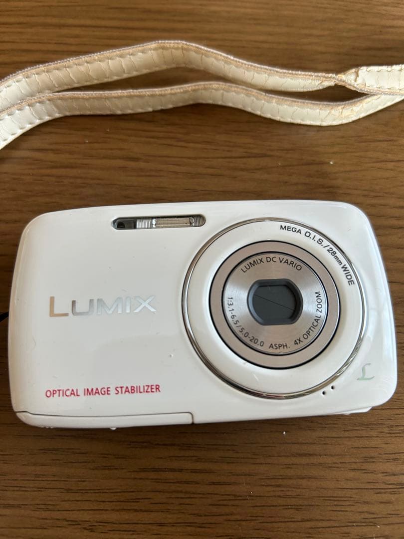LUMIX コンパクトデジタルカメラ DC VARIO ホワイト