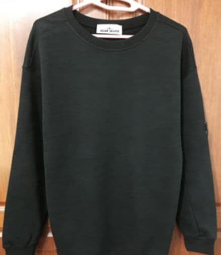 ブラック セーター Lサイズ STONE 