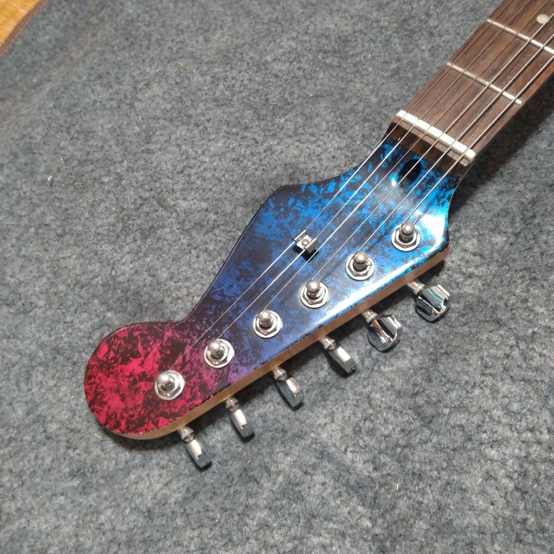 3色グラデーションカラー 世界に1本 カスタムペイントノーブランドエレキギター
