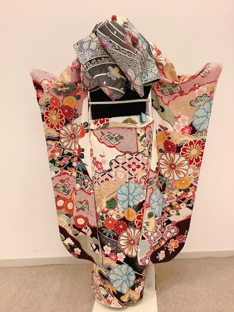 白地　上品な梅と菊の古典振袖フルセット