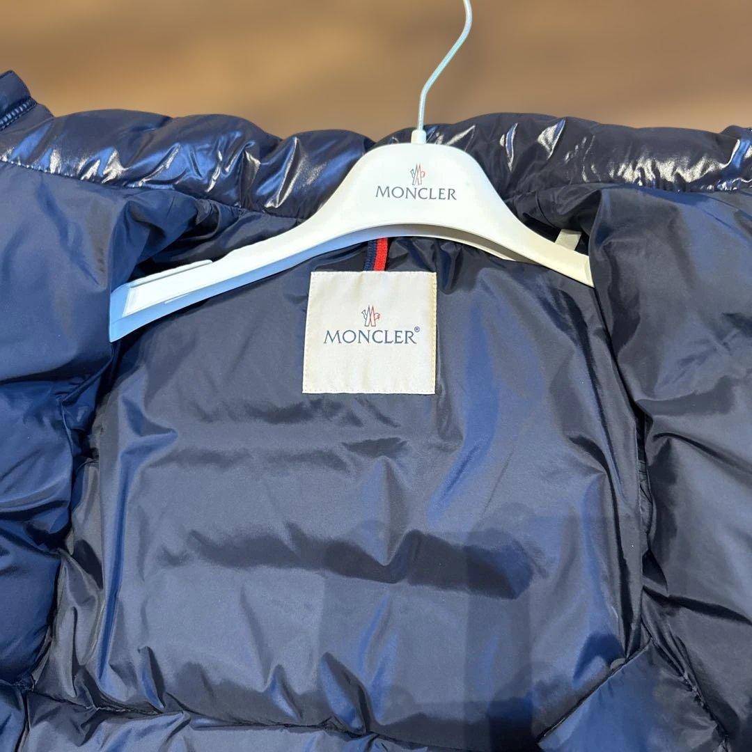 MONCLER ネイビー ダウンジャケット　2A k２