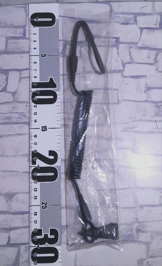 【新品未使用】警察 カールコード 拳銃 ランヤード 吊り紐