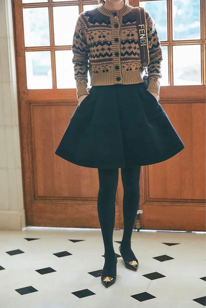 【164】美品！seventenセブンテン☆ハイウエストフレアキュロット(黒)