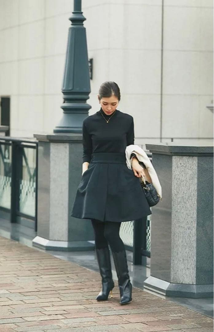 【164】美品！seventenセブンテン☆ハイウエストフレアキュロット(黒)