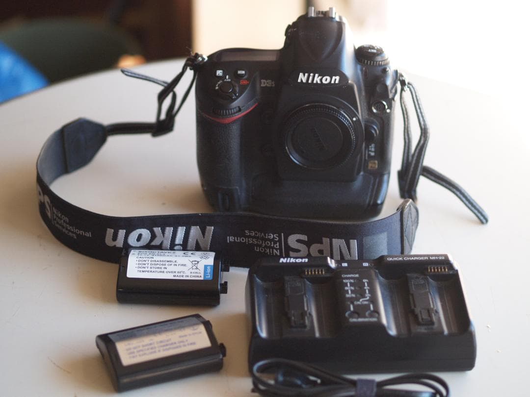 k*n様 Nikon D3S デジタル一眼レフカメラ 本体