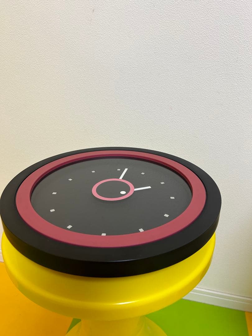 スペースエイジ　ポストモダン　壁掛け時計　ミッドセンチュリー　ウォールクロック