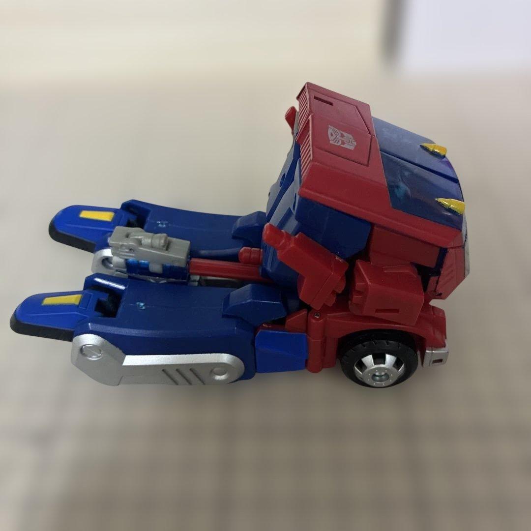 オイルスリック　オプティマス　サイバトロンモード　2体セット