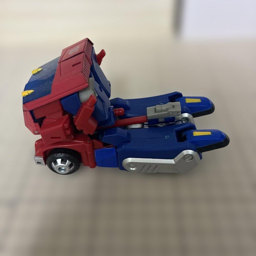 オイルスリック　オプティマス　サイバトロンモード　2体セット