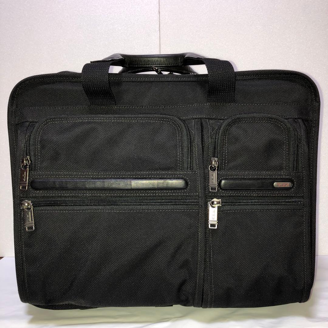 未使用級✨TUMIスーツケース3層 機内持ち込み可 26103DH マチ拡張 黒