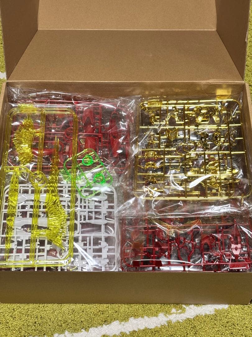 彗星科技 1/100 機甲 真紅の三倍速 海外製　MG シナンジュ