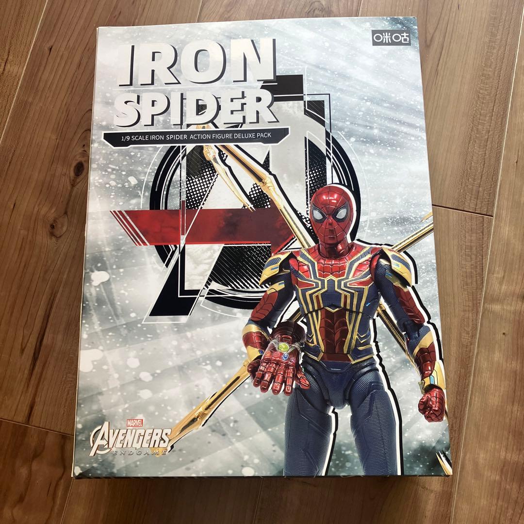 IRON SPIDER スパイダーマン　1/9 SCALE