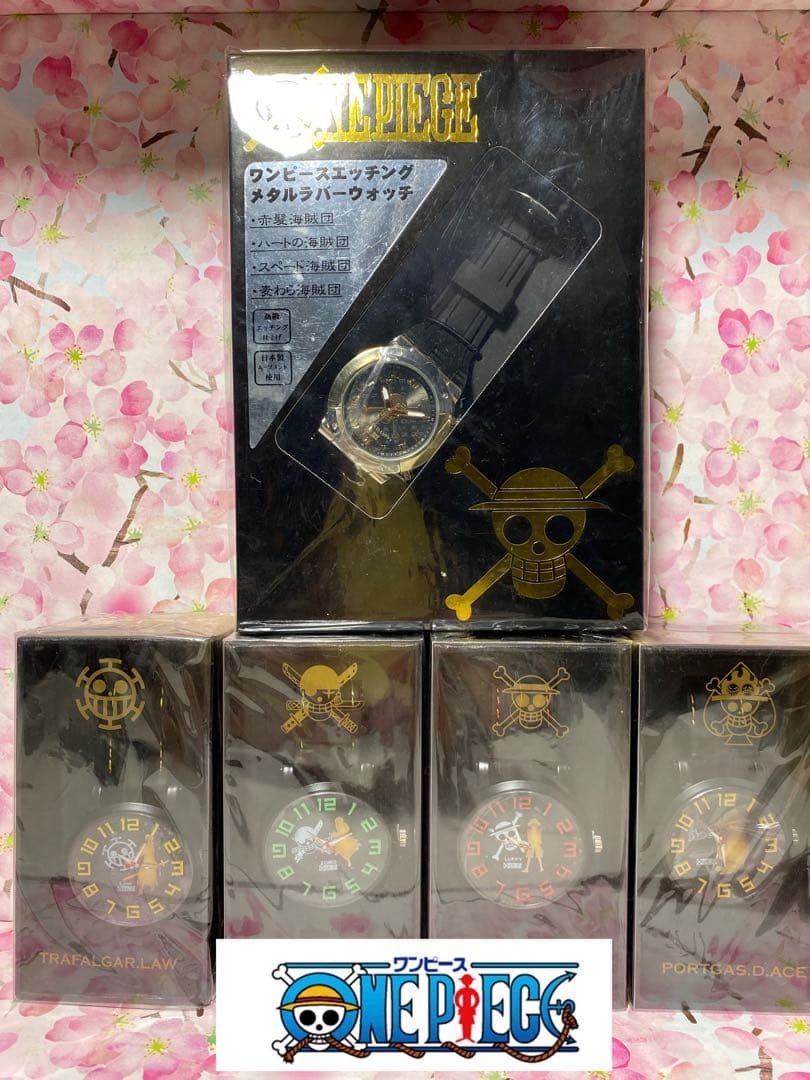 ❤️ワンピース❤️エッチングメタルラバーウォッチ　ルフィー・ロー・ゾロ・エース腕時計