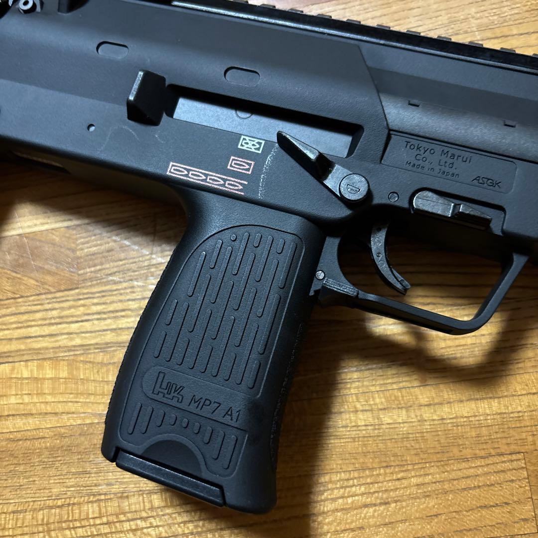 美品 東京マルイ MP7A1 電動ガン 福岡 ロングマガジン付き