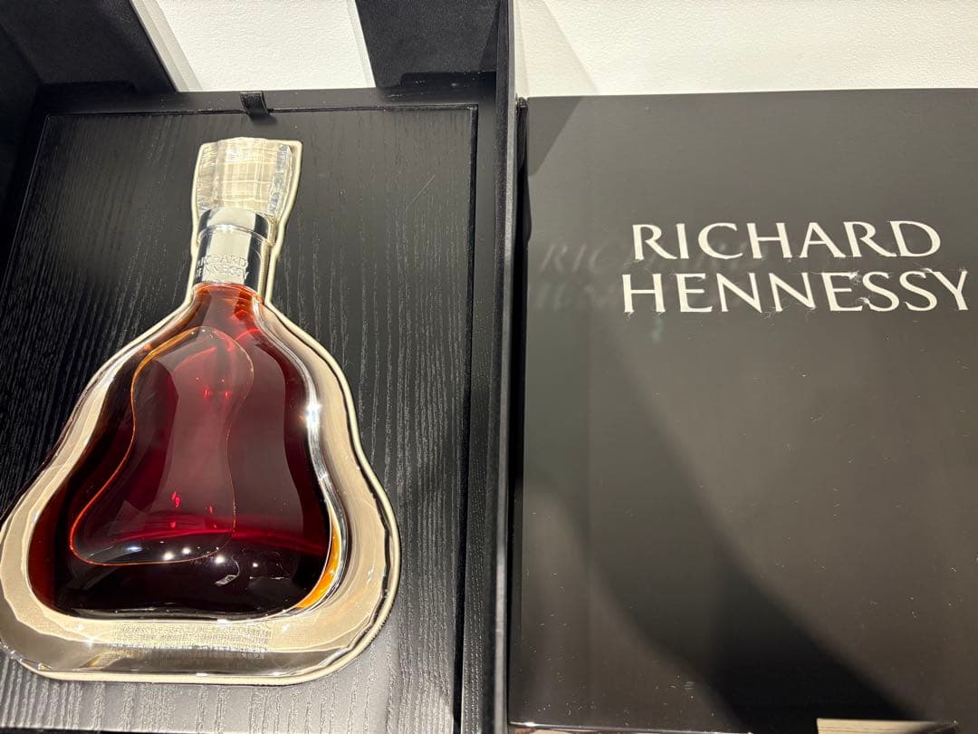 RICHARD HENNESSY ブランデー 750ml