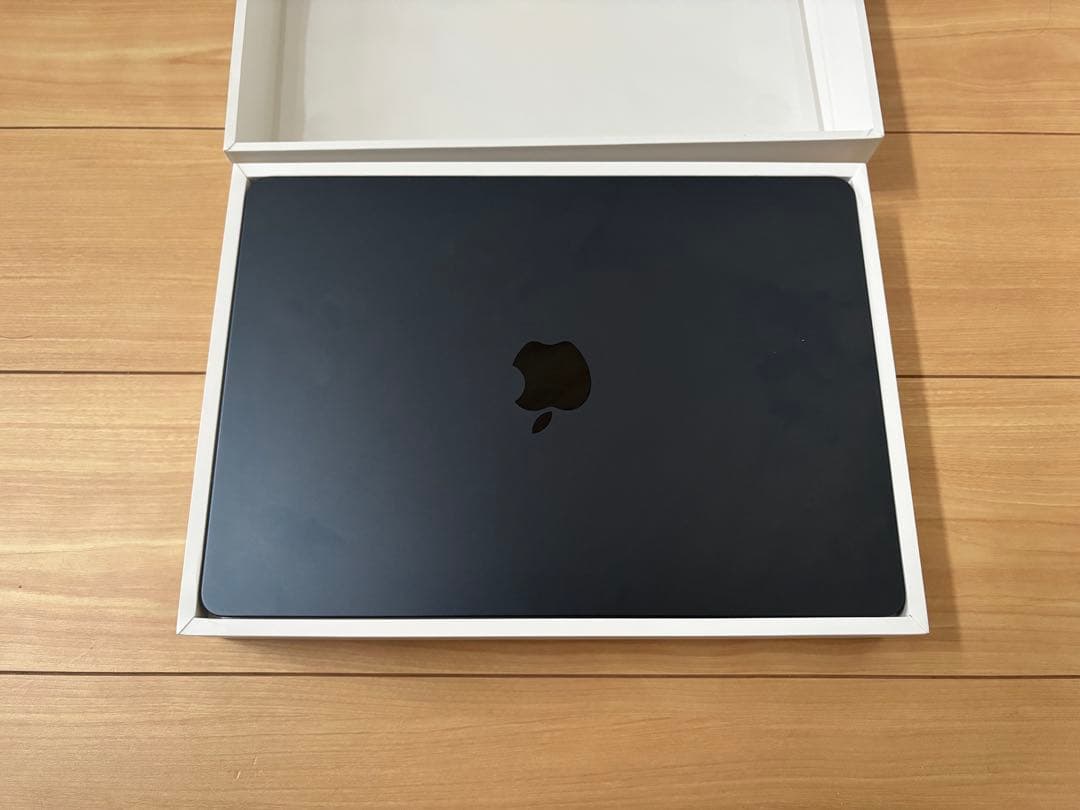 MacBook Air 2022 ミッドナイト/ケース付き