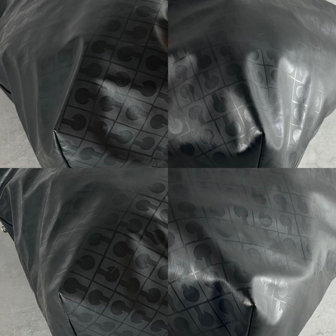 極美品　ゲラルディーニ　ソフティ　ブラック　ショルダーバッグ　斜め掛け　A4収納