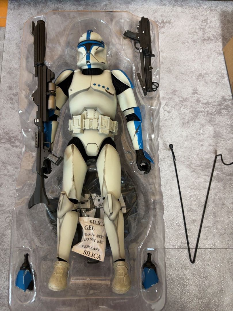 サイドショウ スターウォーズ クローントルーパー フィギュア