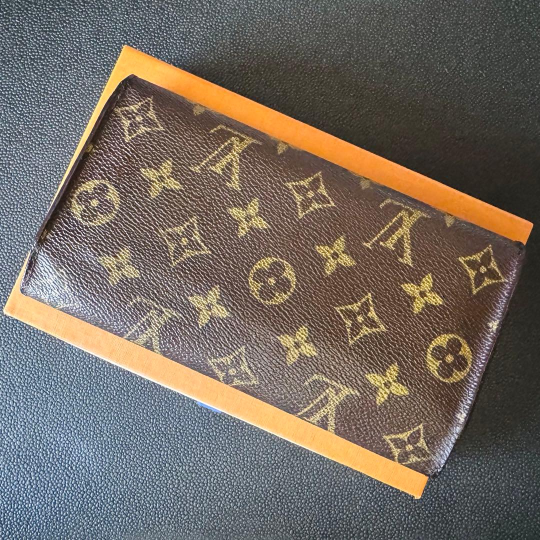 LOUIS VUITTON モノグラム ポルトフォイユ インターナショナル訳あり