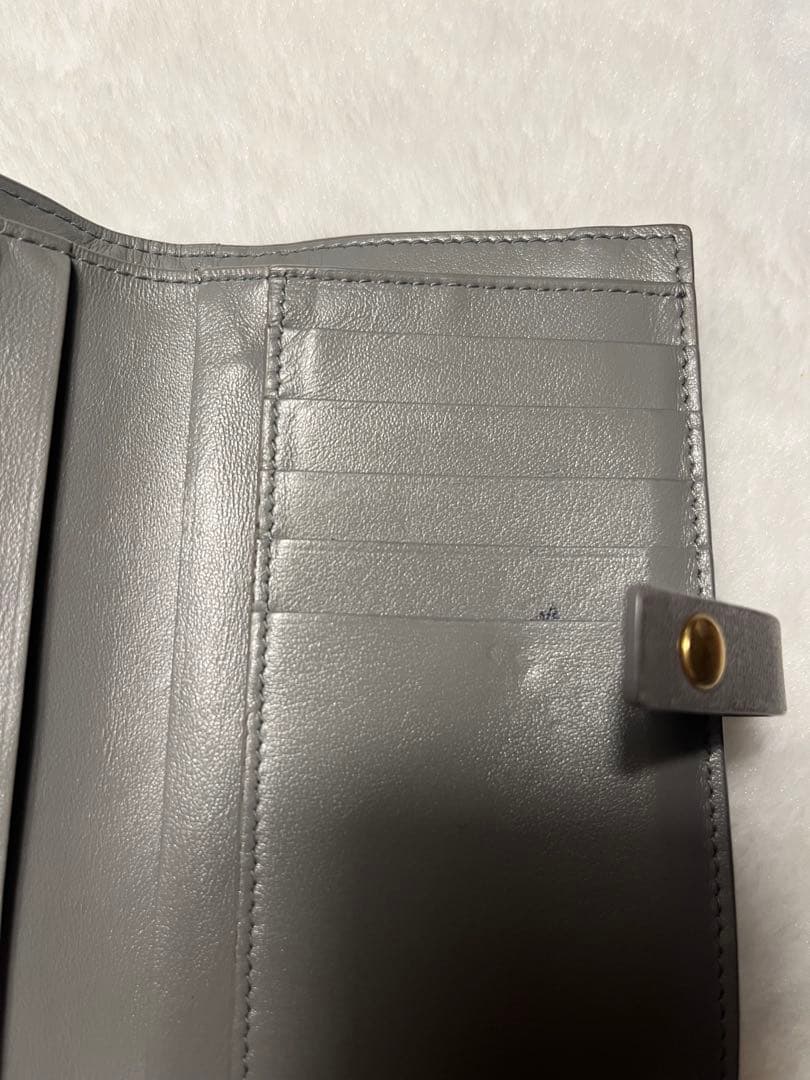 お値下げ可能　ボッテガべネタ　二つ折り財布