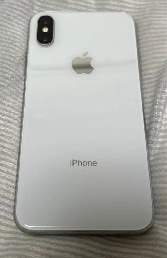 Apple iPhone XS シルバー 本体