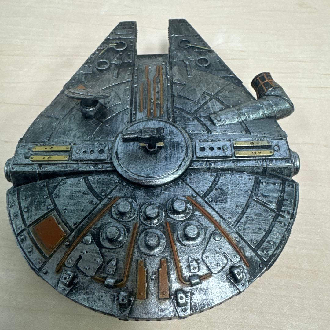 ミレニアム・ファルコン フィギュア