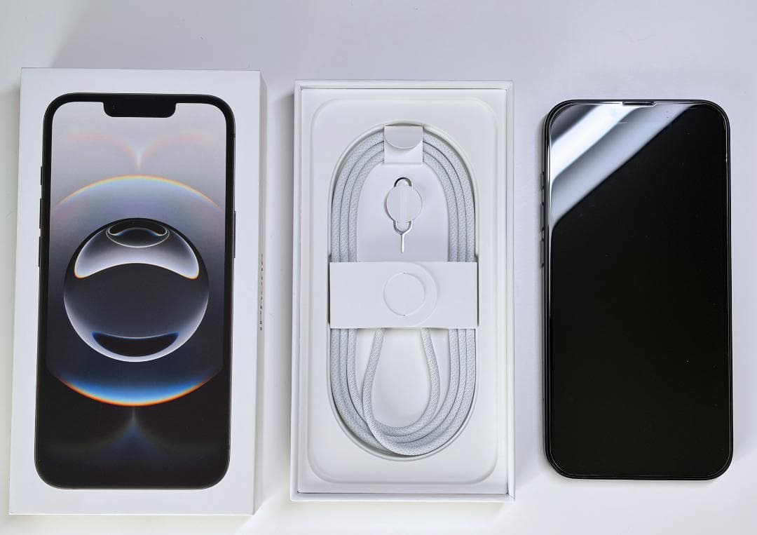 iPhone16e 256GB SIMフリー 黒（Apple Store購入品）