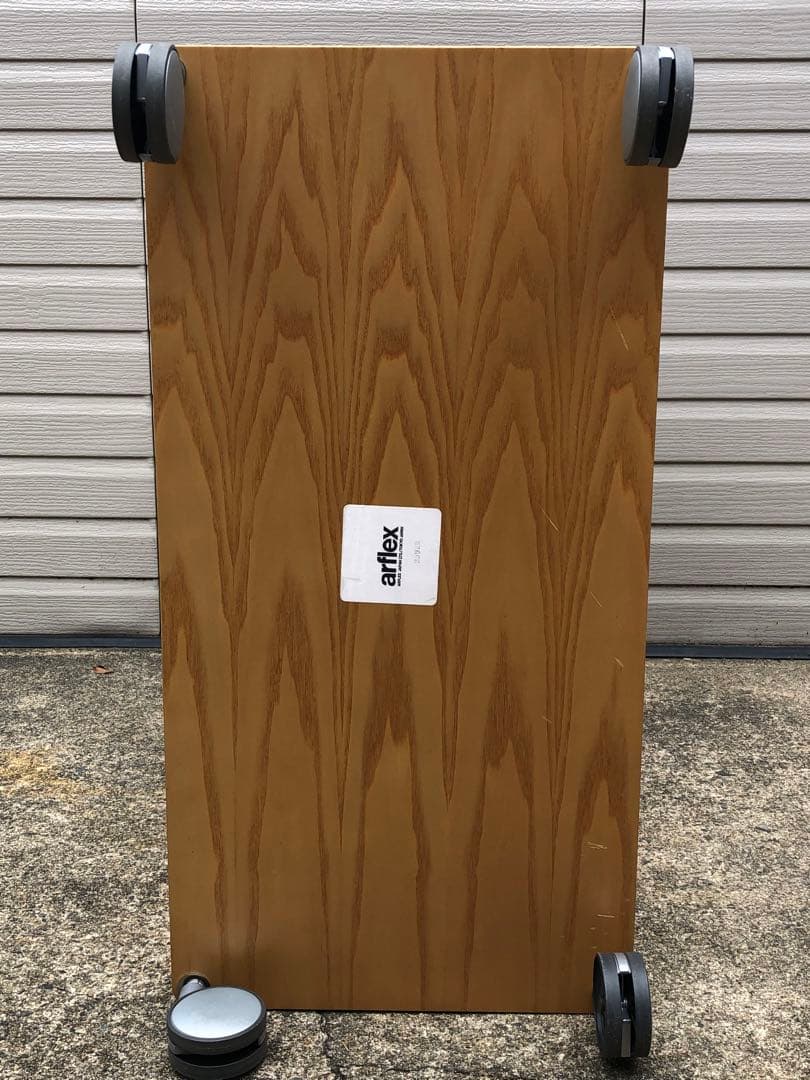 arflex/アルフレックス　木製 3段サイドテーブル キャスター付き