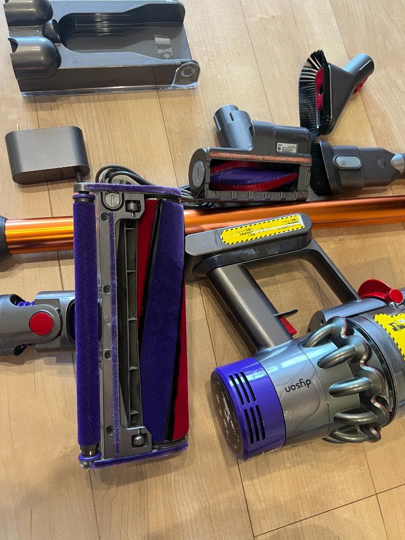 Dyson SV12 掃除機