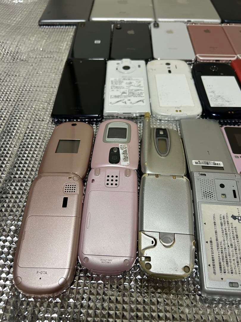 iPhone iPad 電話　ガラケー　スマホ本体　26台セット　ジャンク品