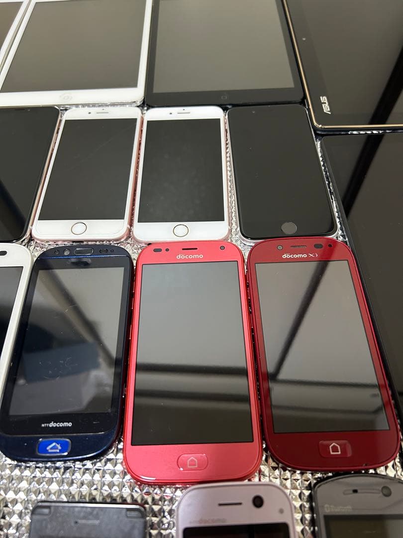 iPhone iPad 電話　ガラケー　スマホ本体　26台セット　ジャンク品