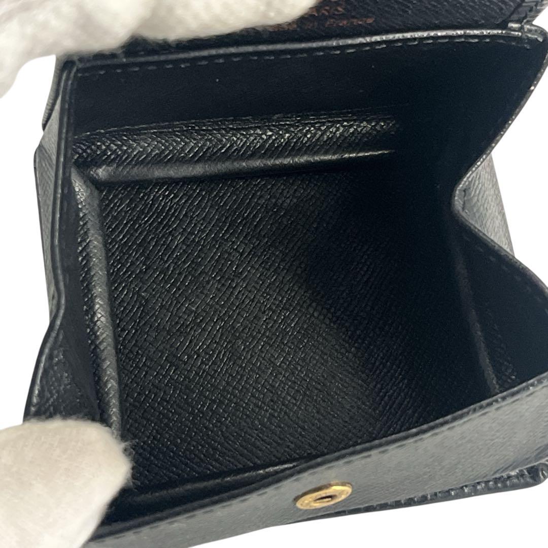 ルイヴィトン　ポルトモネ　ボワット　ケース　エピ　小銭入れ　ロゴ型押し　黒