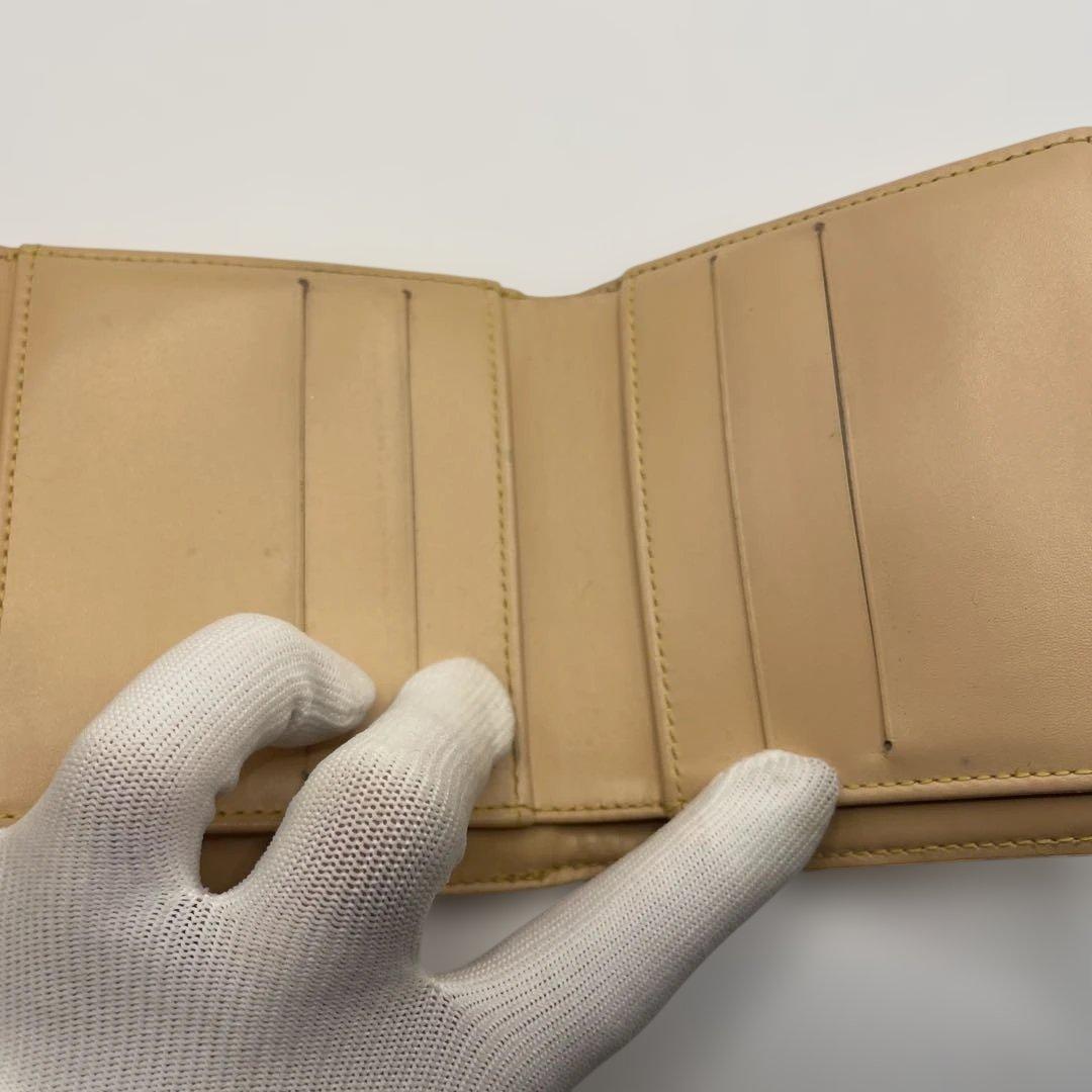 Louis Vuitton 二つ折り財布 ホワイト・マルチカラー本日限定価格