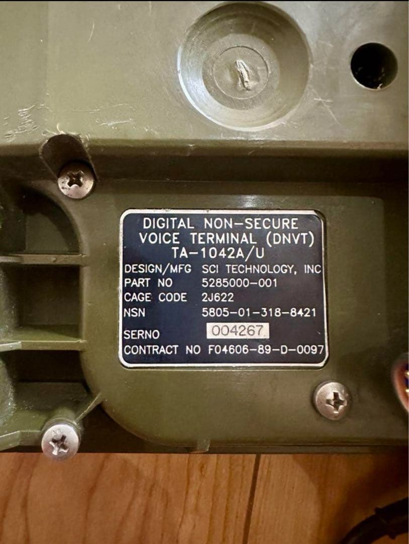 【米軍実物】有線電話機 TA-1042A/U 1989年製 動作不明