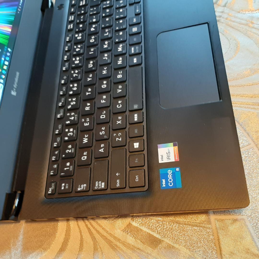 東芝 S73HS 11世代 i5 256G NVMe 1920x1080 FHD