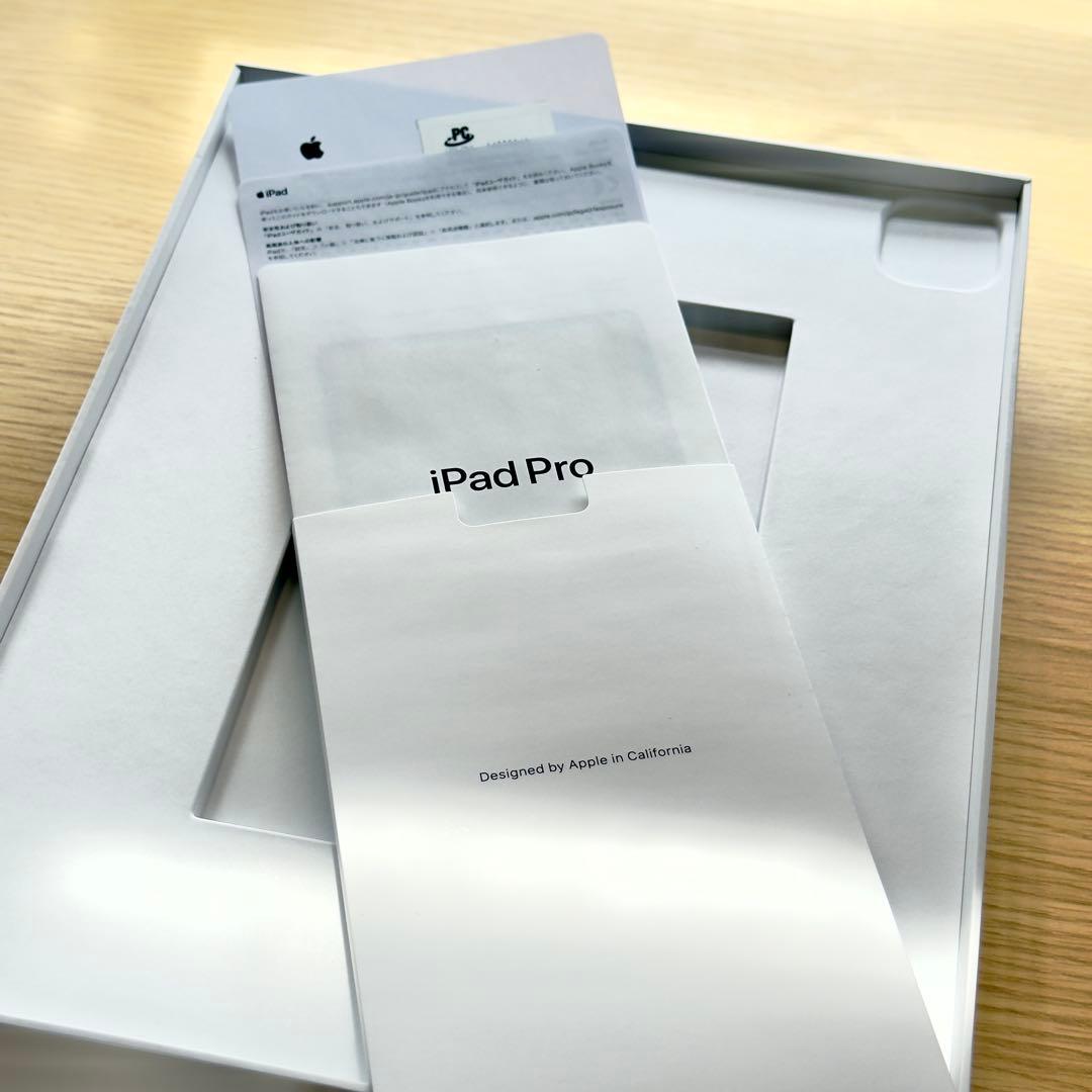 第4世代 iPad Pro 12.9インチ スペースグレー