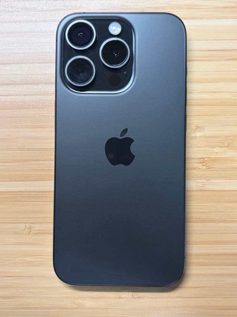 【即決の場合価格交渉可】iPhone15Pro 256GB SIMフリー　中古