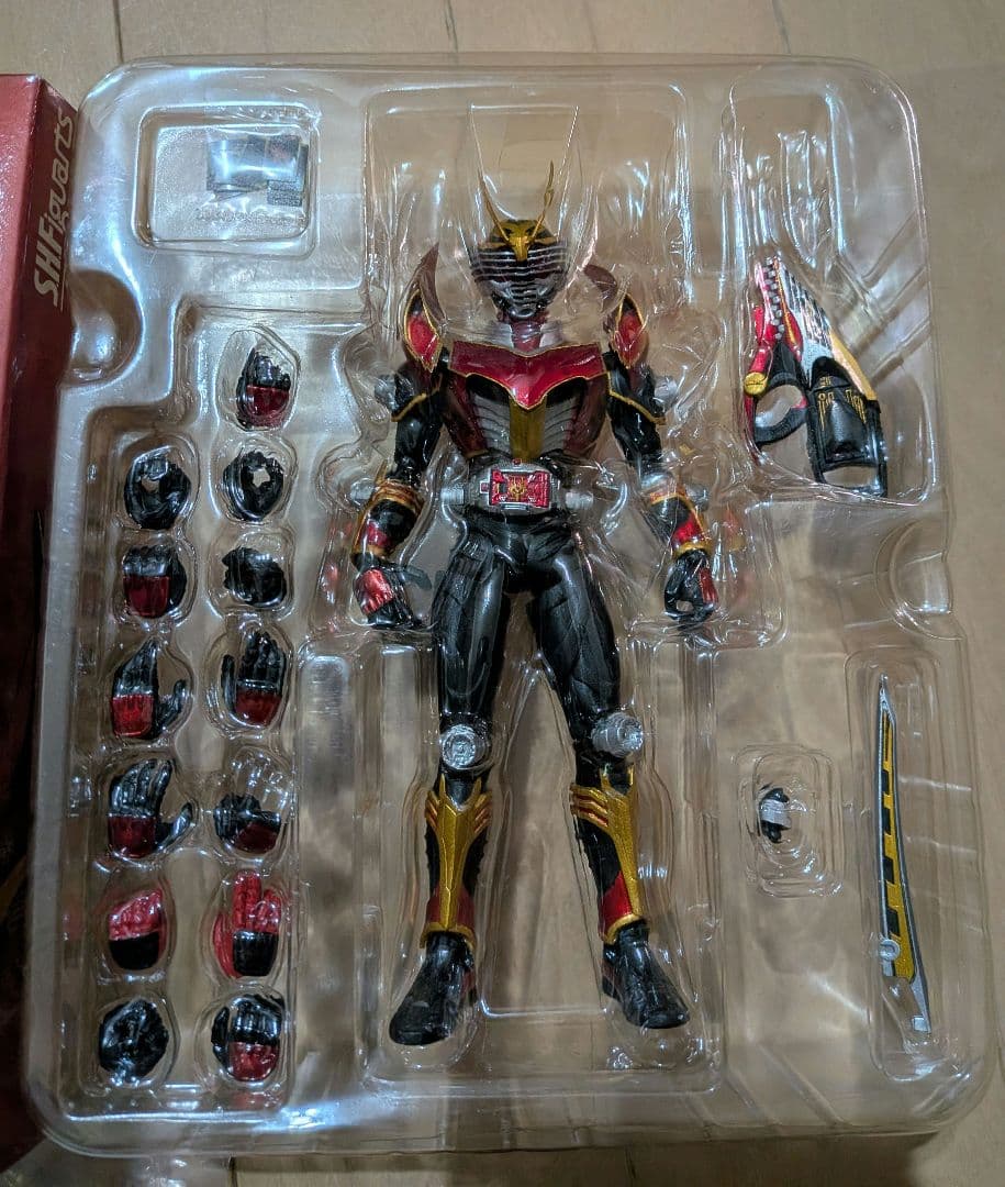 仮面ライダー龍騎 ナイトサバイブ S.H.Figuarts ドラグランザー