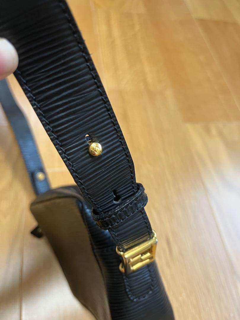 【希少】FENDI フェンディ エピ ショルダーバッグ ビンテージ