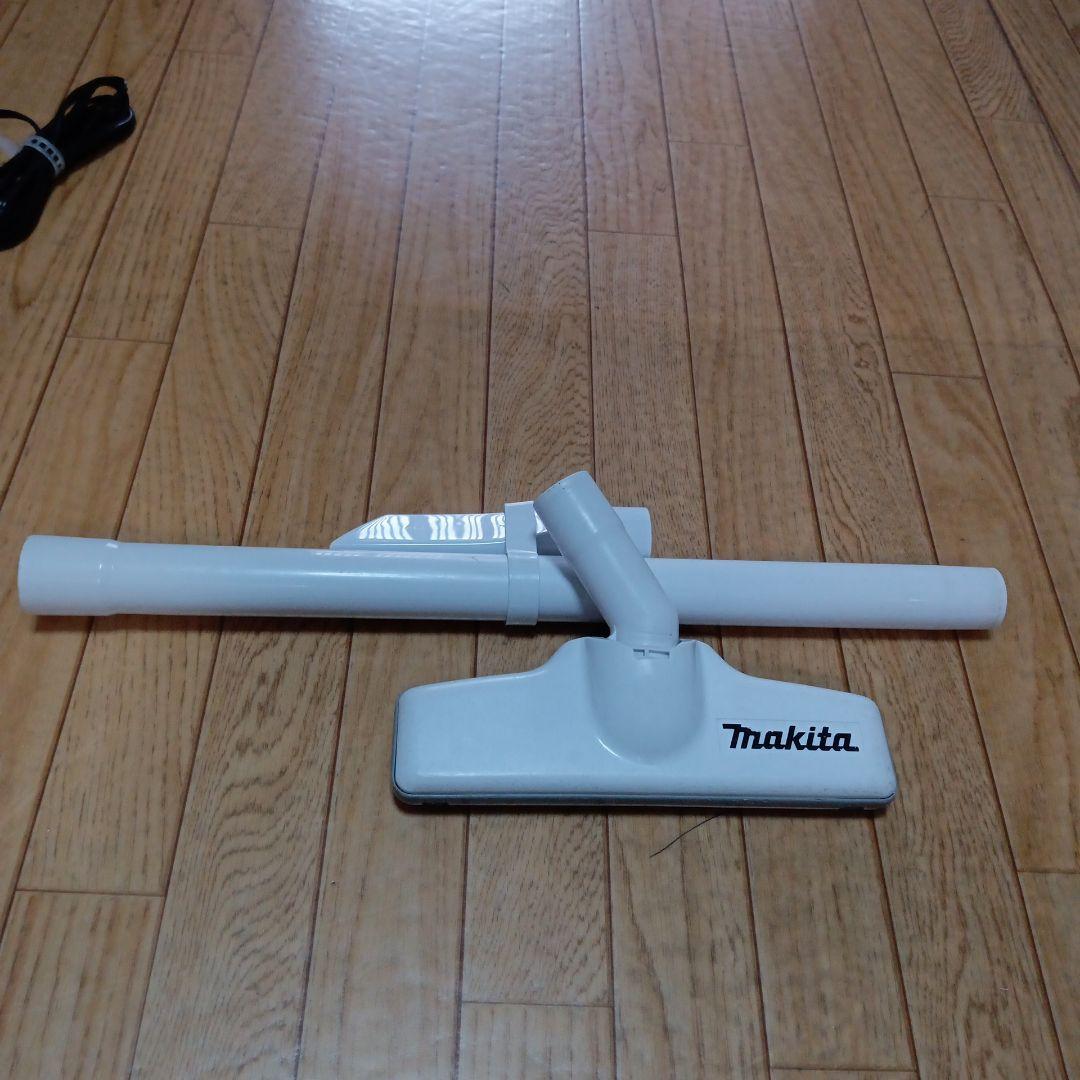 マキタ10.8V充電式クリーナCL107FD 純正バッテリー、充電器付